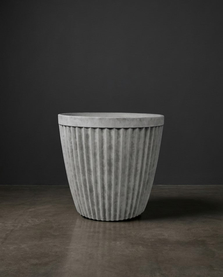 Soren Ribbed Misty Grey Planter